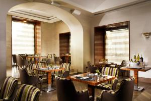 Bebidas em UNA HOTELS Decò Roma