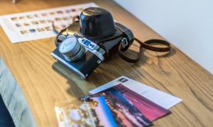 Coffee and tea making facilities at OTTO Rooms & Photogallery