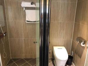 Royal Hotel Jeongeup的一间浴室