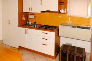 A kitchen or kitchenette at Zannipolo