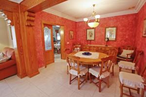 Ein Sitzbereich in der Unterkunft El Ventorrillo - holiday home with stunning views and private pool in Benissa