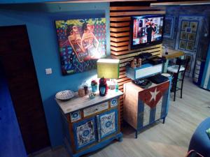مطبخ أو مطبخ صغير في NapPARK Hostel