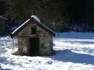 Gite du Carbounet et la Grange de Lou v zimě