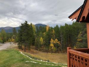 Afbeelding uit fotogalerij van Great Northern Resort (Lodge) in West Glacier