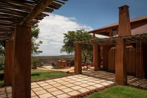 Сад в Mawemawe Manyara Lodge