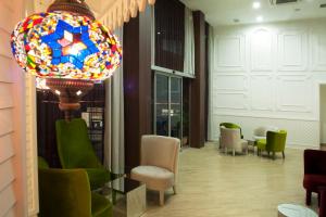 Posezení v ubytování Birbey Hotel