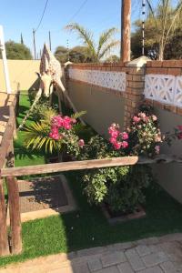 Φωτογραφία από το άλμπουμ του Overflow Guest House σε Γκαμπορόνε