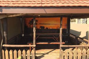 Φωτογραφία από το άλμπουμ του Overflow Guest House σε Γκαμπορόνε