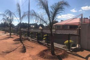 Φωτογραφία από το άλμπουμ του Overflow Guest House σε Γκαμπορόνε