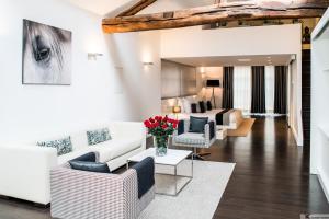 Gallery image of Les Pleiades Hôtel-Spa-Restaurant in Barbizon