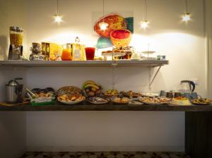 Jedlo v ubytovaní bed & breakfast alebo blízkom okolí