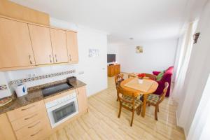 Kuchyň nebo kuchyňský kout v ubytování Homely Apartments Blasco Ibañez + 35 fotografií