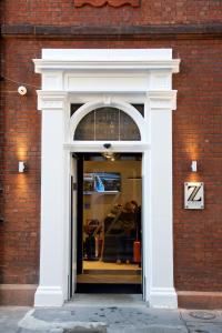 Fachada o entrada de The Z Hotel Covent Garden