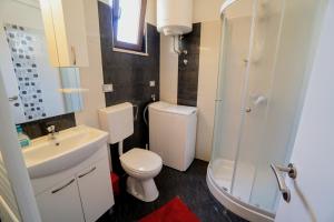 Kúpeľňa v ubytovaní Apartment Cici