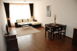 O zonă de relaxare la Pirin Palace White Apartments