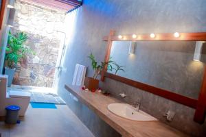 Um banheiro em Kurumba Villas