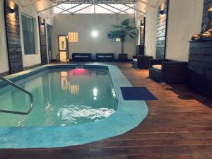 Bazén v ubytování Hotel Select nebo v jeho okolí