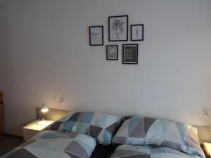 Postel nebo postele na pokoji v ubytování Apartments Carmena