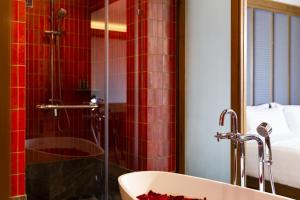Koupelna v ubytování Lavana Hotel Chiangmai