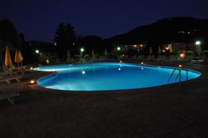 Bazén v ubytování Hotel Garden nebo v jeho okolí
