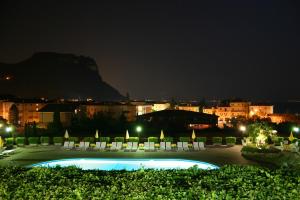 Bazén v ubytování Hotel Garden nebo v jeho okolí