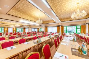 Restaurace v ubytování CONTEL Hotel