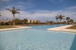 The swimming pool at or close to Apartment Vistamar II