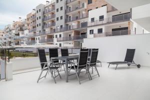 A balcony or terrace at Apartment Vistamar II