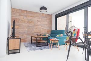 A seating area at Apartment Vistamar II