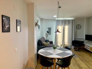 TV/Unterhaltungsangebot in der Unterkunft Apartamentos Maladeta