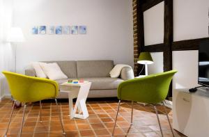 Posezení v ubytování einzigartig - Das kleine Hotel im Wasserviertel