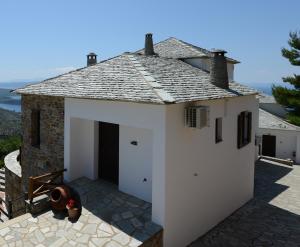 Budova, kde se vila nachází + 37 fotografií