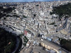 A general view of Ragusa or a view of the city taken from the holiday home
