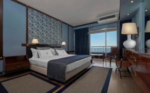 Cama ou camas em um quarto em Algarve Casino Hotel