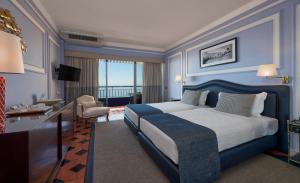 Cama ou camas em um quarto em Algarve Casino Hotel