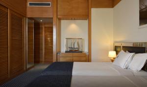 Cama ou camas em um quarto em Algarve Casino Hotel