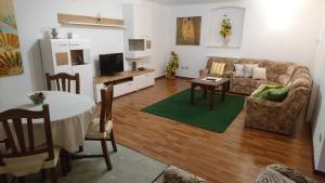 Posedenie v ubytovaní Villa Roza
