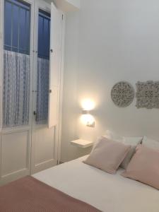 Gallery image of Apartamento nuevo en casa tipo palacio in Cádiz