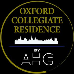 Ein Zeichen, das den kollektiven Wohnsitz eines Angehörigen eines in der Unterkunft Oxford City Boutique Home: "Oxford Collegiate Residence by AHG" in Oxford