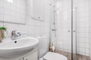 Et badeværelse på LS Apartments + 68 billeder