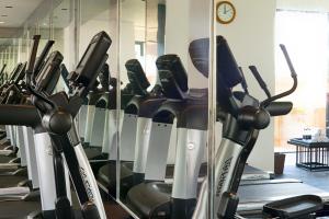 Fitness centrum a/nebo fitness zařízení v ubytování Azaya Beach Resort Goa