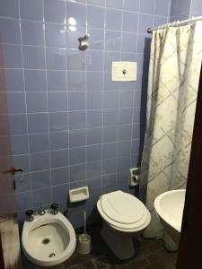 Koupelna v ubytování DUPLEX La Lucila del Mar