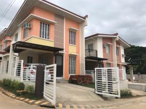 Limay的住宿－3BR house @ Fiesta Village，相簿中的一張相片