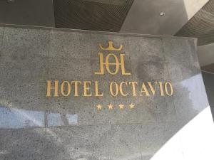 Certifikát, hodnocení, plakát nebo jiný dokument vystavený v ubytování Mir Octavio