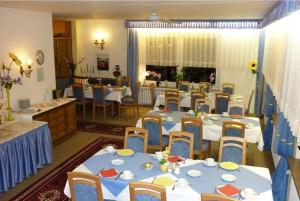 Restauracja lub miejsce do jedzenia w obiekcie Hotel Hecker Braunlage