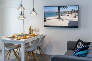 TV a/nebo společenská místnost v ubytování Apartments Tomislav