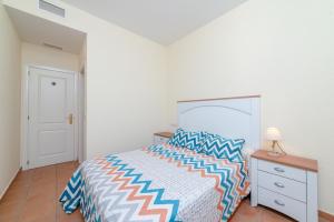 Posteľ alebo postele v izbe v ubytovaní Apartamento en Urbanizacion Hacienda Golf Islantilla