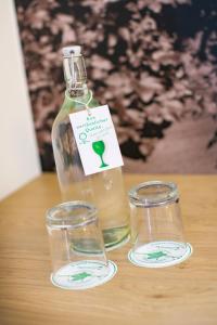 Getränke in der Unterkunft Hotel Grüner Baum