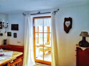 Fotografie z fotogalerie ubytování Ferienwohnung Lackner v destinaci Rennweg