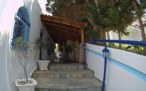 Plànol de BLUE & WHITE MAISONETTE OVER THE SEA NEAR SOUNIO